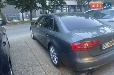 Седан Audi A4 2012 в 