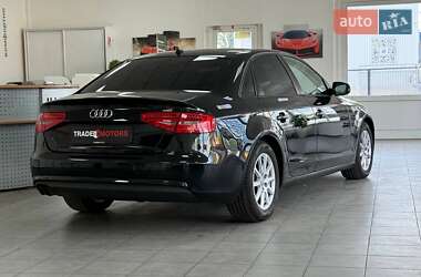 Седан Audi A4 2012 в 