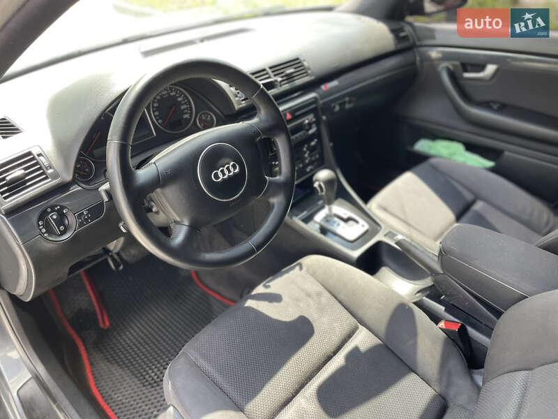 Седан Audi A4 2002 в Виннице