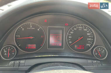 Седан Audi A4 2002 в 
