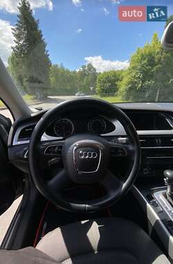 Седан Audi A4 2011 в 