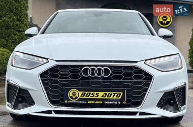 Седан Audi A4 2022 в 