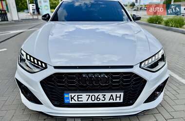 Седан Audi A4 2021 в 