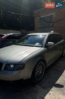 Универсал Audi A4 2003 в 