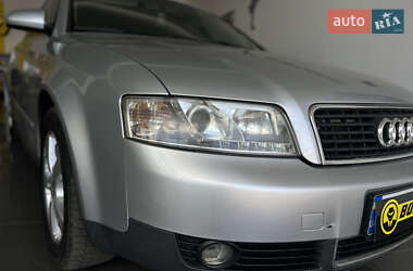 Седан Audi A4 2002 в 
