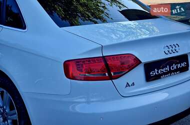 Седан Audi A4 2011 в 