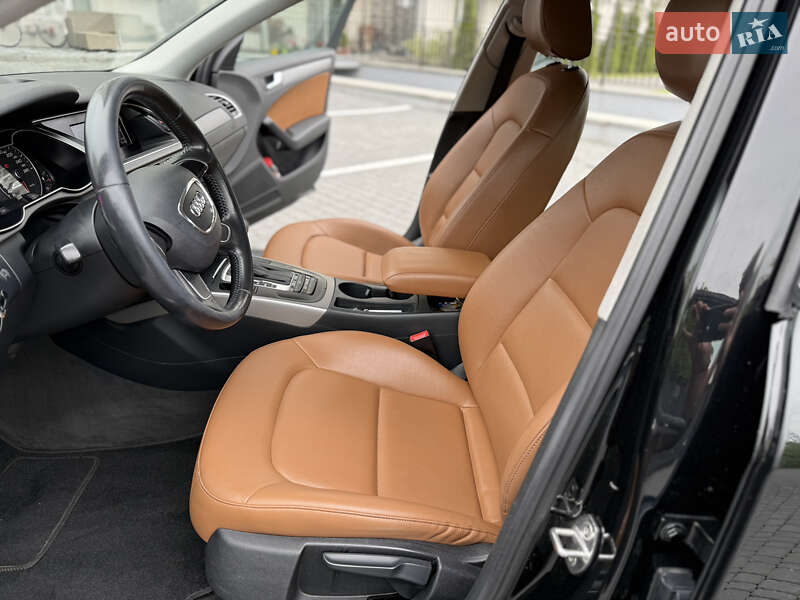 Седан Audi A4 2013 в Киеве