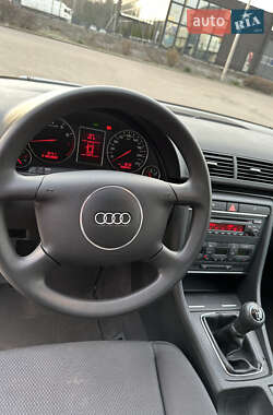 Седан Audi A4 2003 в Ковелі