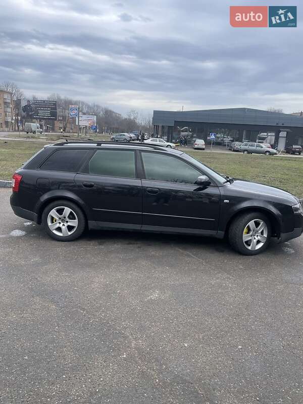 Универсал Audi A4 2002 в 