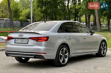 Седан Audi A4 2017 в 