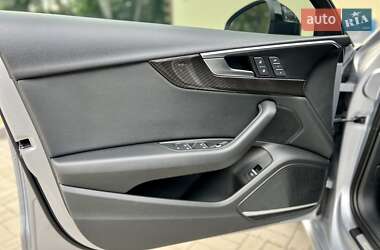 Седан Audi A4 2017 в 
