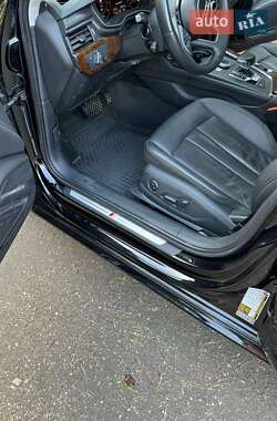 Седан Audi A4 2019 в 