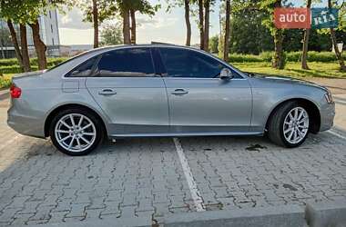 Седан Audi A4 2015 в 