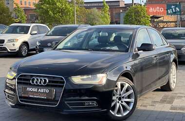 Седан Audi A4 2013 в Львове