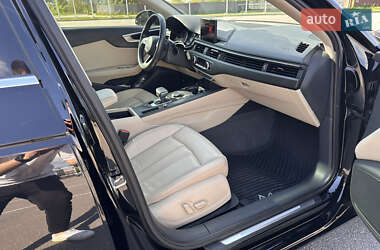 Седан Audi A4 2018 в 