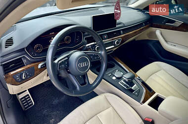 Седан Audi A4 2017 в 