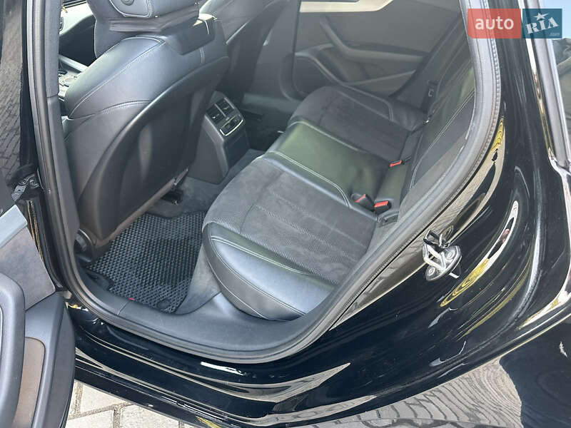 Універсал Audi A4 2017 в Самборі