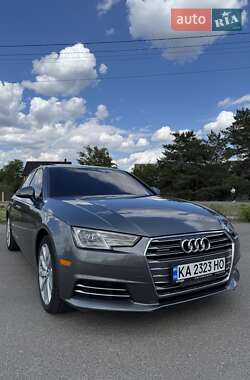 Седан Audi A4 2017 в Киеве