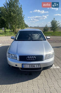 Седан Audi A4 2002 в 