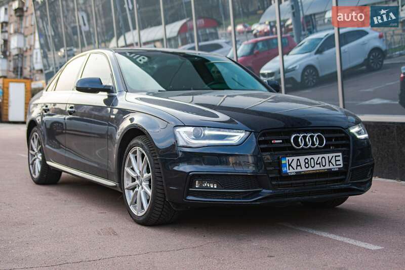 Седан Audi A4 2015 в 