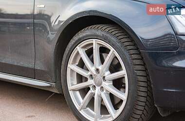 Седан Audi A4 2015 в 