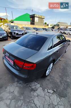 Седан Audi A4 2014 в 
