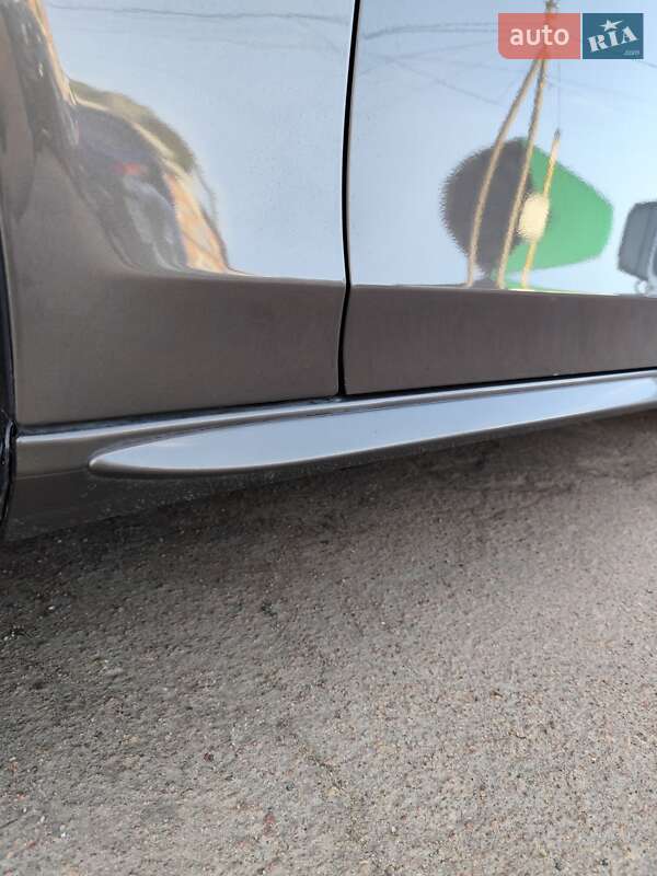 Седан Audi A4 2014 в Чернигове