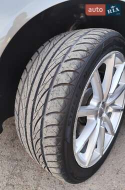 Седан Audi A4 2014 в 