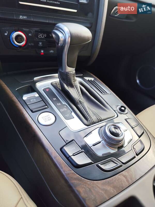 Седан Audi A4 2014 в Чернигове