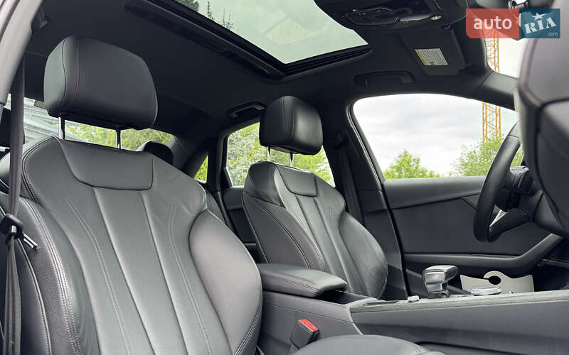 Седан Audi A4 2018 в Львове
