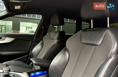 Универсал Audi A4 2019 в 
