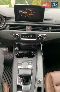 Седан Audi A4 2018 в 