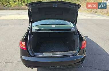 Седан Audi A4 2014 в 