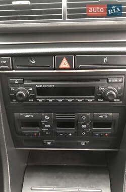 Седан Audi A4 2006 в 