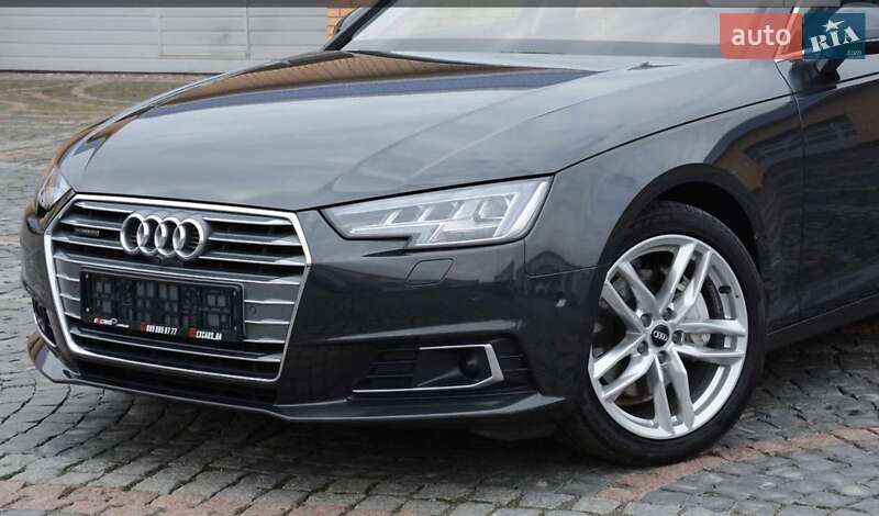 Универсал Audi A4 2018 в Киеве