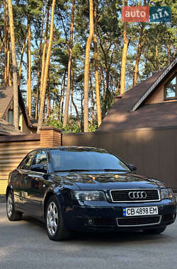 Седан Audi A4 2004 в 
