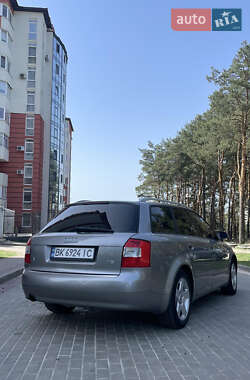 Универсал Audi A4 2004 в 