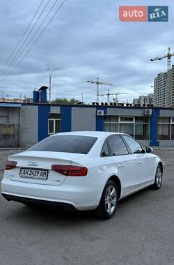 Седан Audi A4 2013 в 