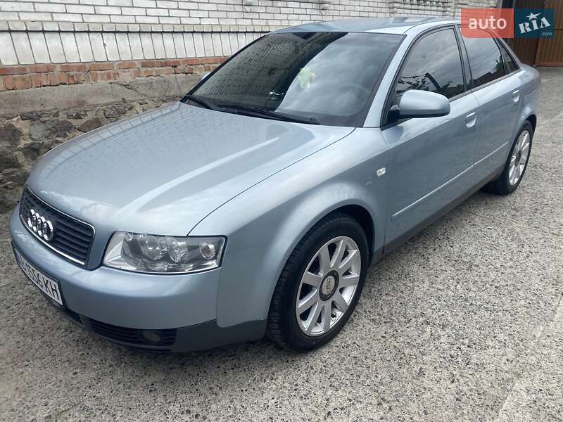 Седан Audi A4 2002 в Гайсине
