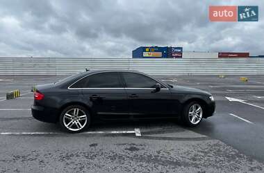 Седан Audi A4 2013 в 