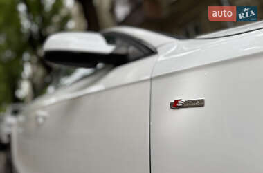 Седан Audi A4 2014 в 