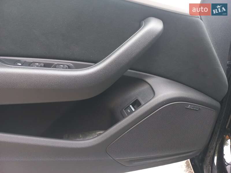 Универсал Audi A4 2019 в Тернополе