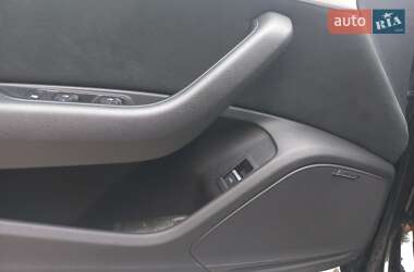 Универсал Audi A4 2019 в 