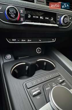 Седан Audi A4 2016 в 