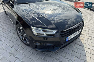 Седан Audi A4 2017 в 