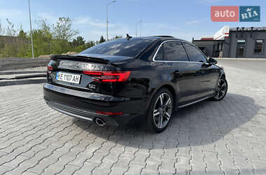Седан Audi A4 2017 в 
