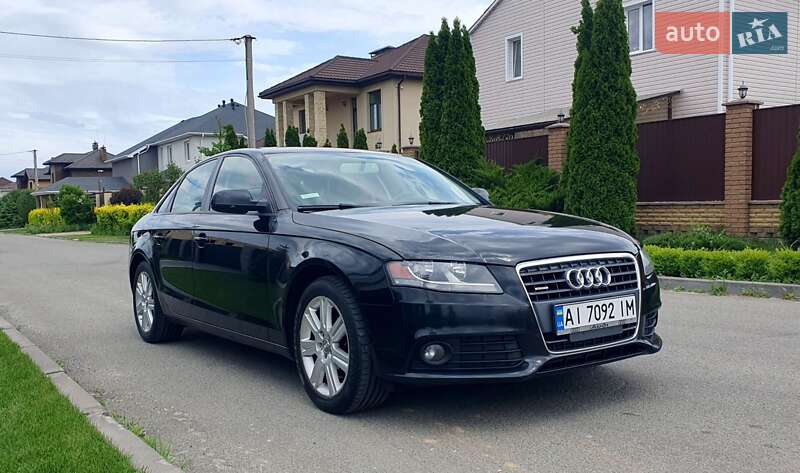 Седан Audi A4 2010 в Киеве