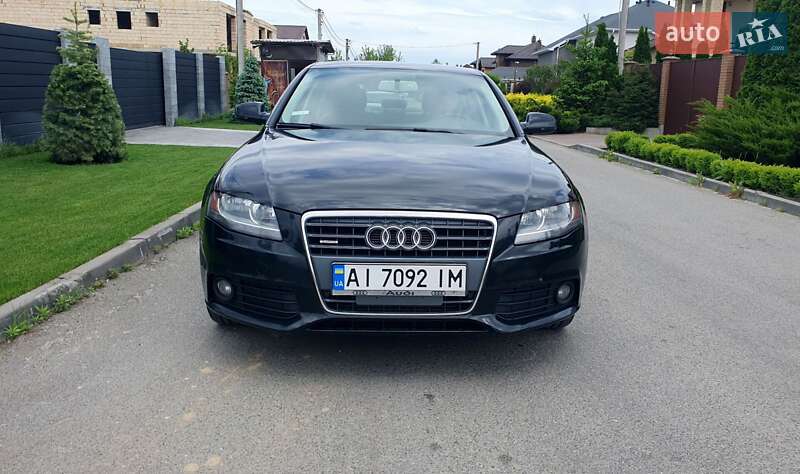 Седан Audi A4 2010 в Киеве