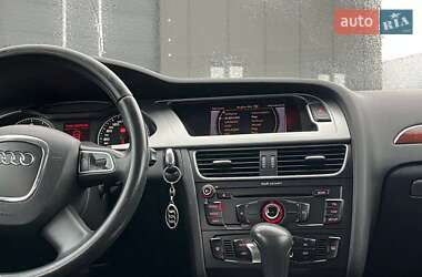 Седан Audi A4 2010 в 