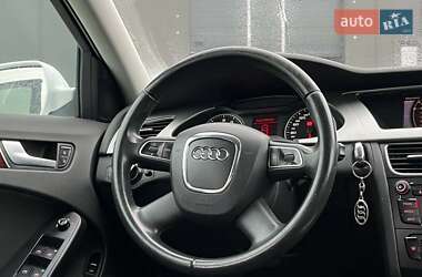 Седан Audi A4 2010 в 